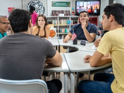 Import&acirc;ncia do ingl&ecirc;s para o mercado de trabalho nacional e internacional